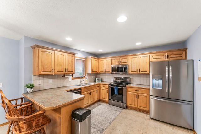 4530 S Shady Lane Court, Springfield, MO 65810