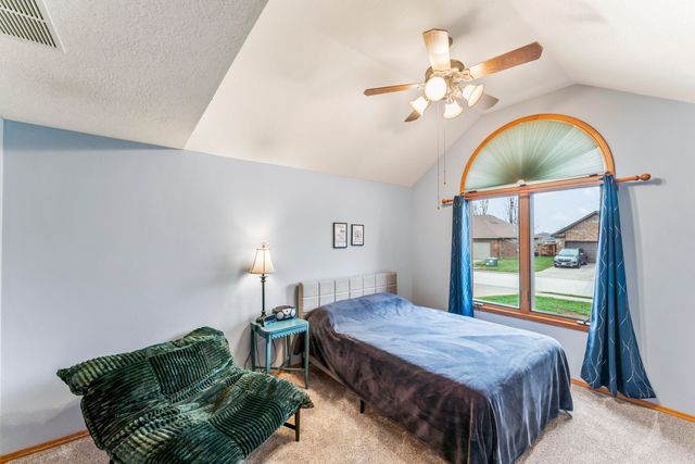 4530 S Shady Lane Court, Springfield, MO 65810