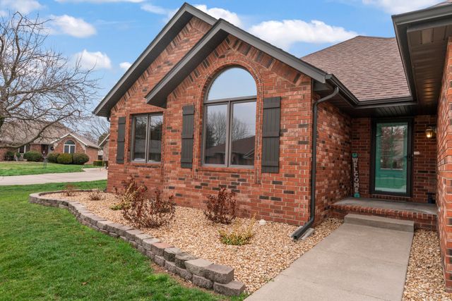 4530 S Shady Lane Court, Springfield, MO 65810