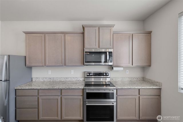 8722 13th Avenue Ct E, Tacoma, WA 98445