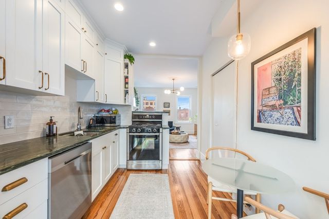 39 Story St 3, Boston, MA 02127