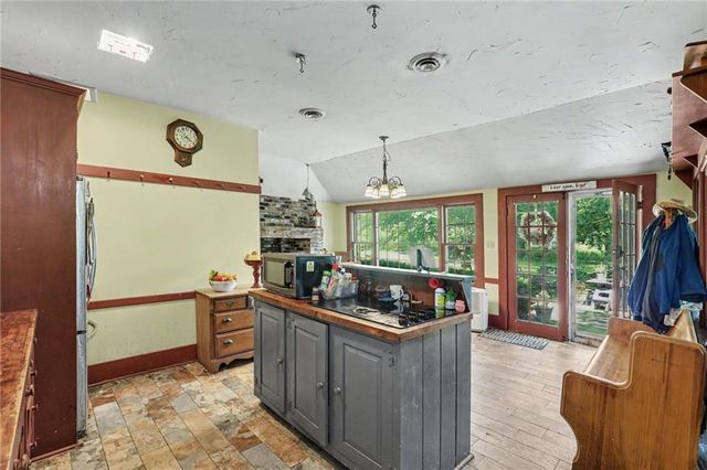 321 N Buckner Tarsney Road, Buckner, MO 64016