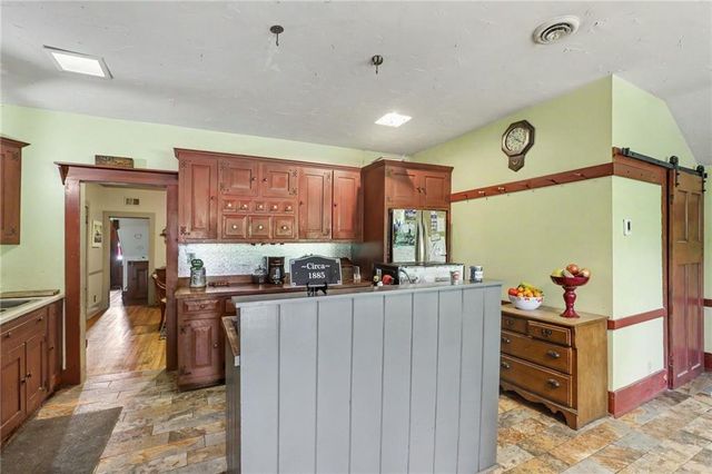321 N Buckner Tarsney Road, Buckner, MO 64016