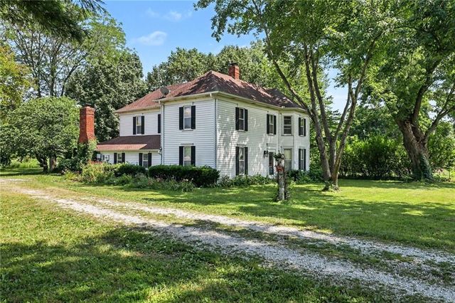 321 N Buckner Tarsney Road, Buckner, MO 64016