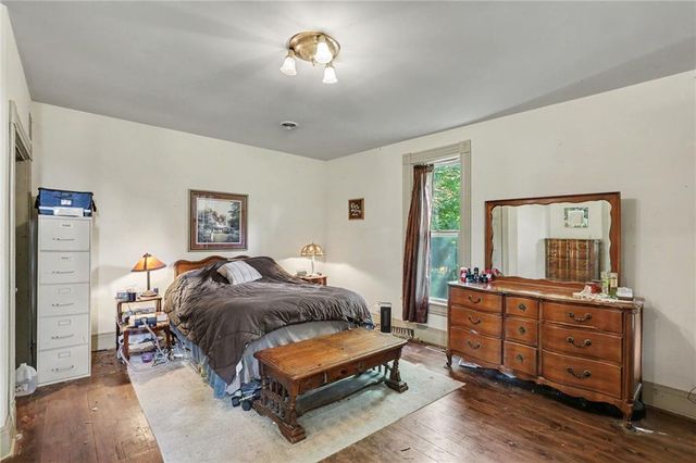 321 N Buckner Tarsney Road, Buckner, MO 64016