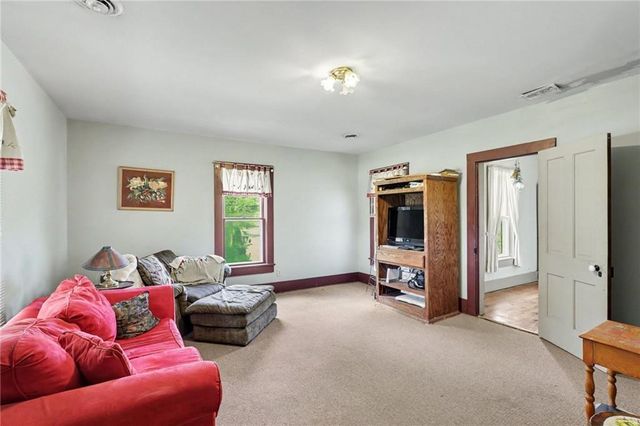 321 N Buckner Tarsney Road, Buckner, MO 64016