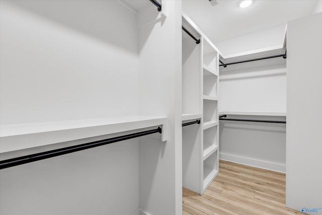 17592 Carillon Drive, Athens, AL 35611