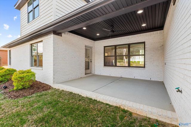 17592 Carillon Drive, Athens, AL 35611