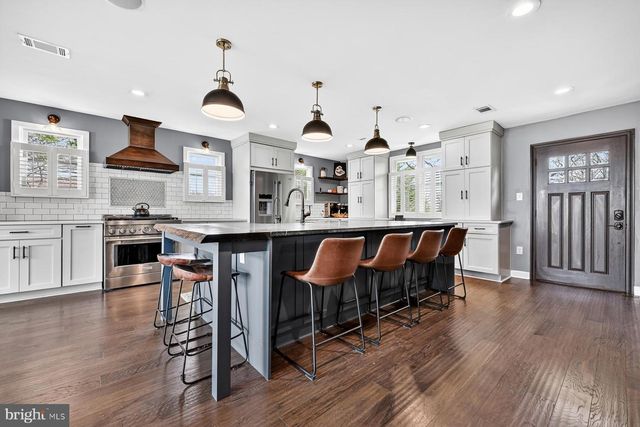 2020 POPLAR RIDGE RD, Pasadena, MD 21122