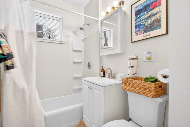 6 Brattle St 6, Arlington, MA 02476