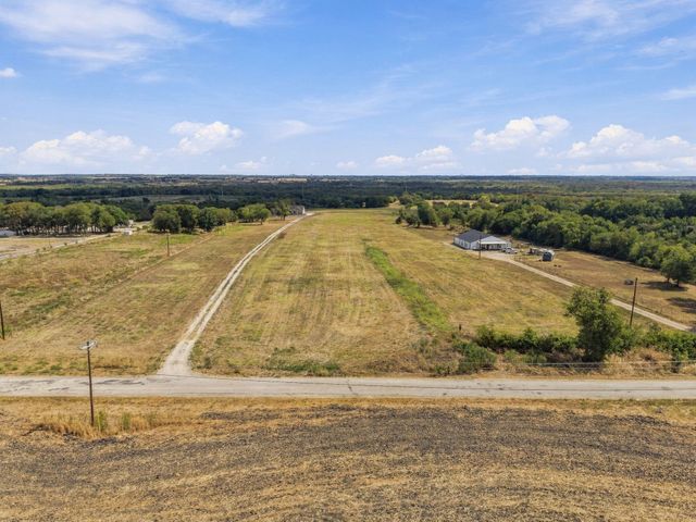 254 N Cooke Road, Ennis, TX 75119