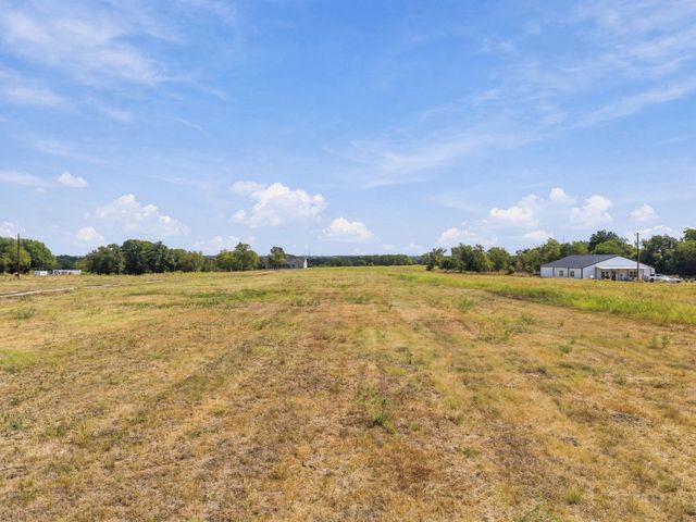 254 N Cooke Road, Ennis, TX 75119