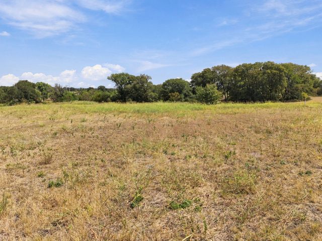 254 N Cooke Road, Ennis, TX 75119
