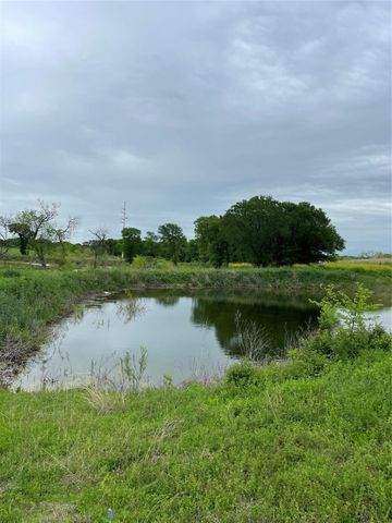 254 N Cooke Road, Ennis, TX 75119