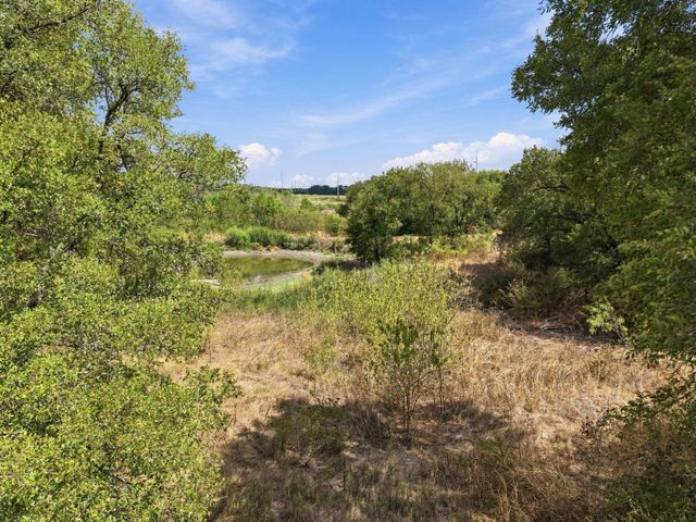254 N Cooke Road, Ennis, TX 75119
