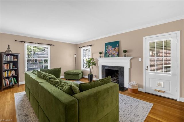 1811 W Friendly Avenue, Greensboro, NC 27403