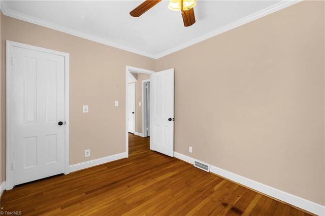 1811 W Friendly Avenue, Greensboro, NC 27403