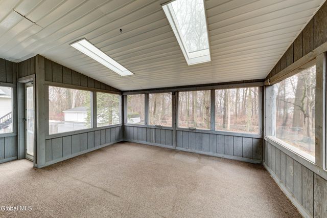 102 Rapple Drive, Colonie, NY 12205