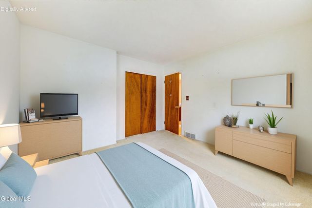 102 Rapple Drive, Colonie, NY 12205