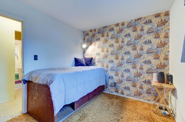 102 Rapple Drive, Colonie, NY 12205