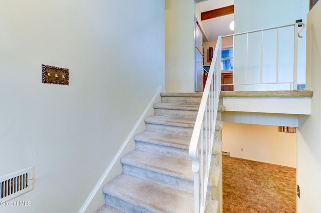 102 Rapple Drive, Colonie, NY 12205