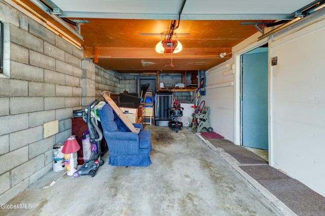 102 Rapple Drive, Colonie, NY 12205