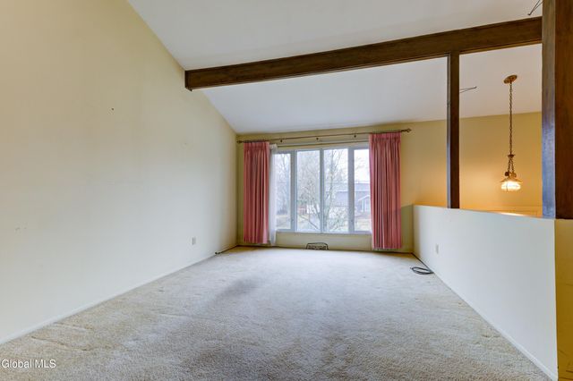 102 Rapple Drive, Colonie, NY 12205