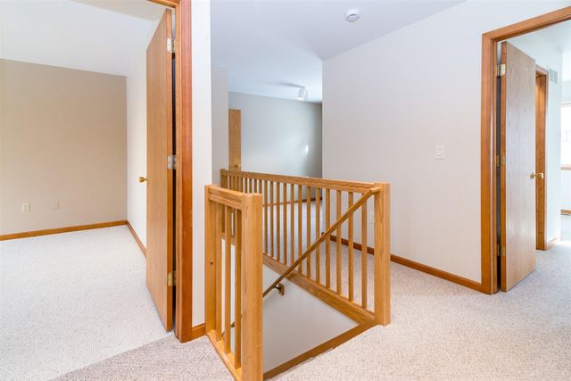 327 Cottonwood Lane, Saline, MI 48176