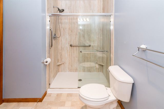 327 Cottonwood Lane, Saline, MI 48176