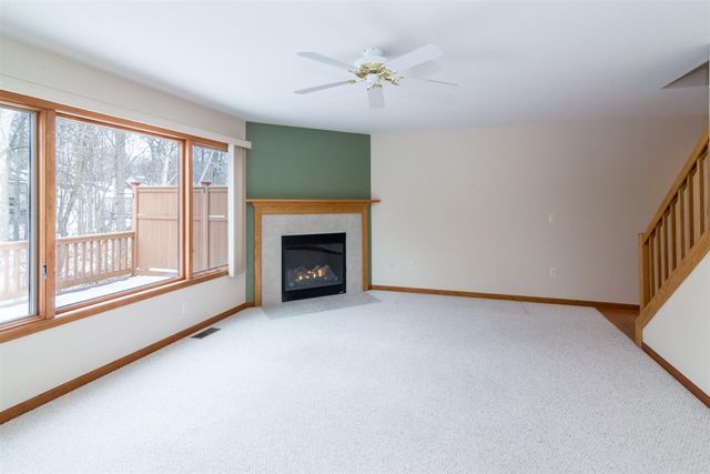 327 Cottonwood Lane, Saline, MI 48176