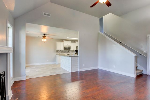 567 Tracy Ln, Clarksville, TN 37040