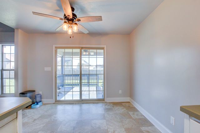 567 Tracy Ln, Clarksville, TN 37040