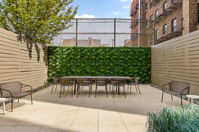66 CLINTON Street MAISONETTE, New York City, NY 10002