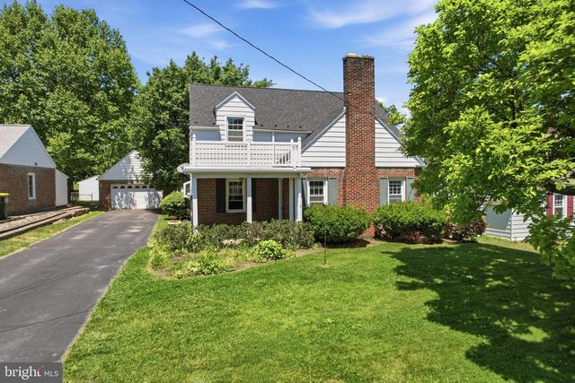 3827 PARK AVE, Schnecksville, PA 18078