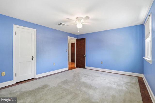 3827 PARK AVE, Schnecksville, PA 18078
