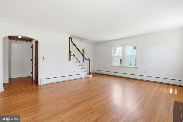 3827 PARK AVE, Schnecksville, PA 18078