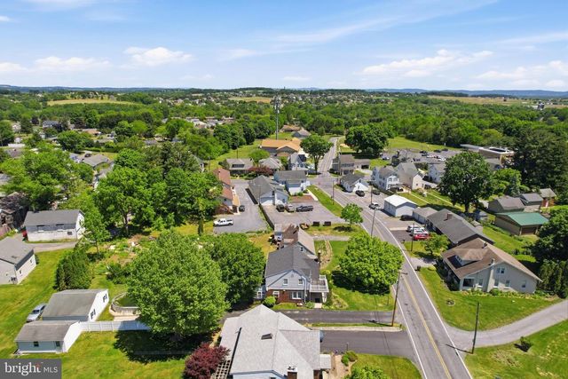 3827 PARK AVE, Schnecksville, PA 18078