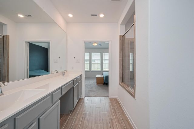 7526 Barkstone Lane, Richmond, TX 77469