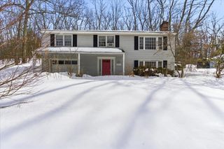 18 Douglas Street, Merrimack, NH 03054