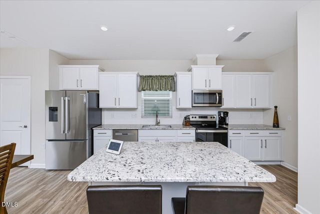 1528 Rhodes Pond Street, Wendell, NC 27591