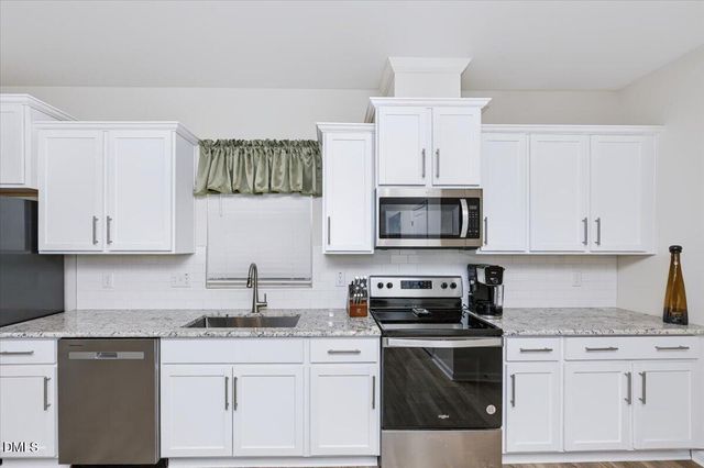 1528 Rhodes Pond Street, Wendell, NC 27591