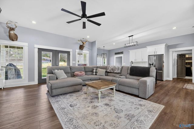 215 Wilson Road, Scottsboro, AL 35769