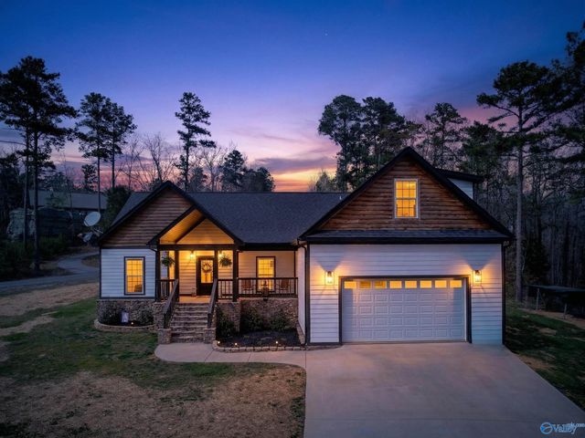 215 Wilson Road, Scottsboro, AL 35769