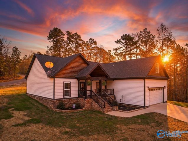 215 Wilson Road, Scottsboro, AL 35769