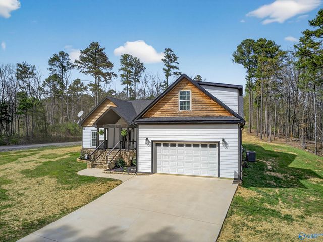 215 Wilson Road, Scottsboro, AL 35769
