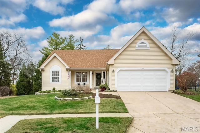 563 Beacon Point Lane, Wildwood, MO 63040