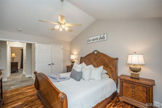 563 Beacon Point Lane, Wildwood, MO 63040