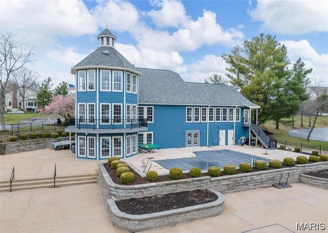 563 Beacon Point Lane, Wildwood, MO 63040