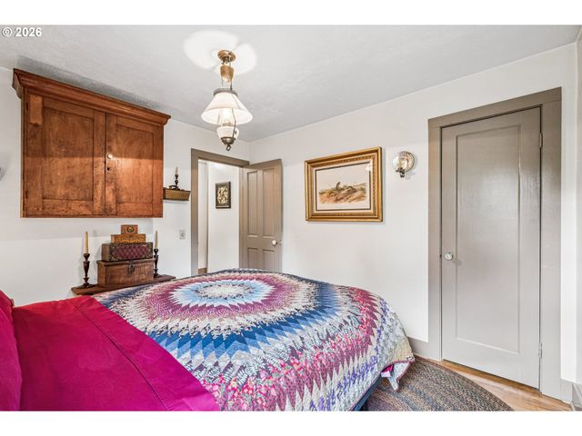 4534 Ne 78TH Pl, Portland, OR 97218