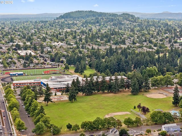 4534 Ne 78TH Pl, Portland, OR 97218